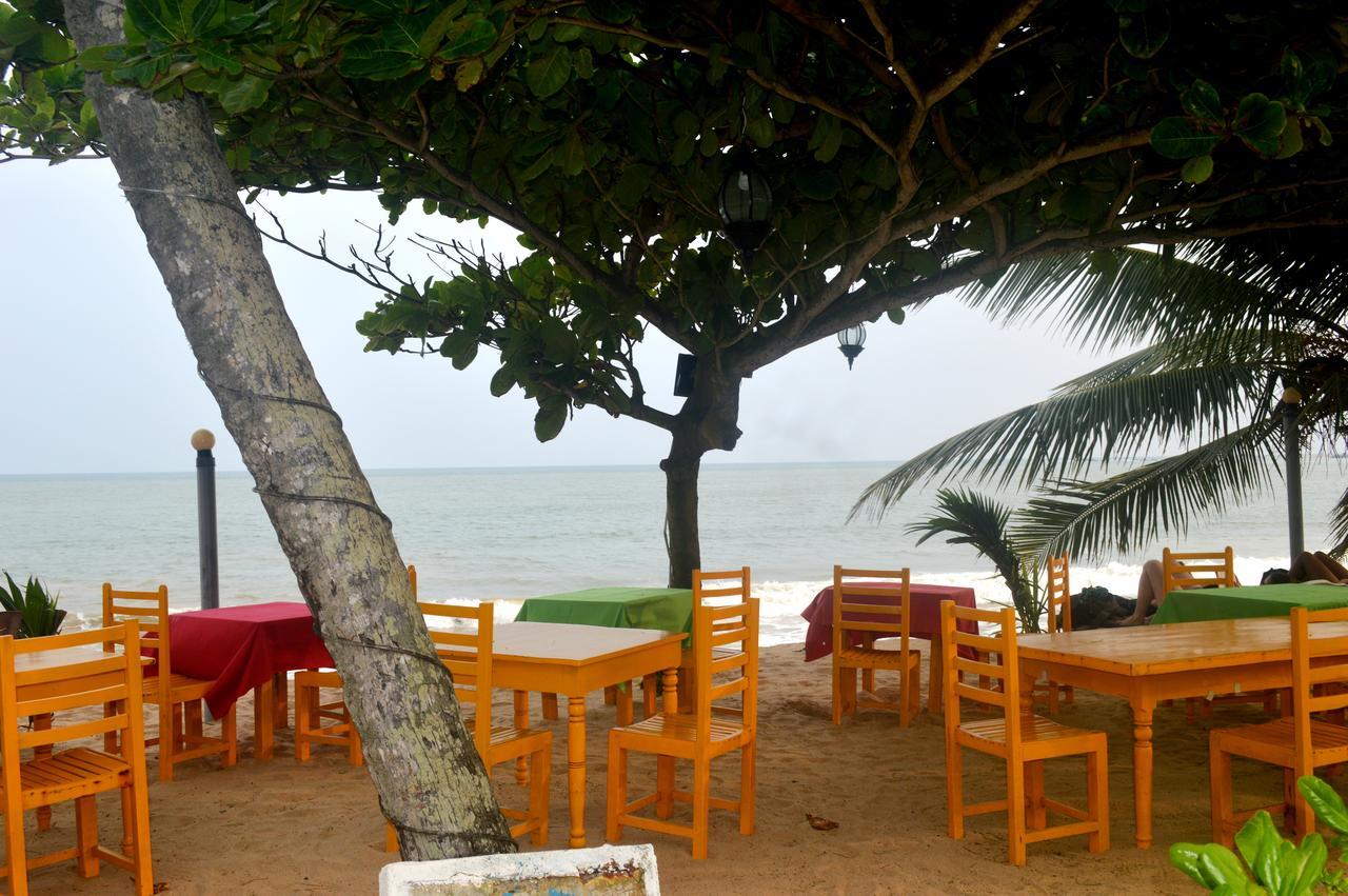 Dilena Beach Inn Tangalle Extérieur photo