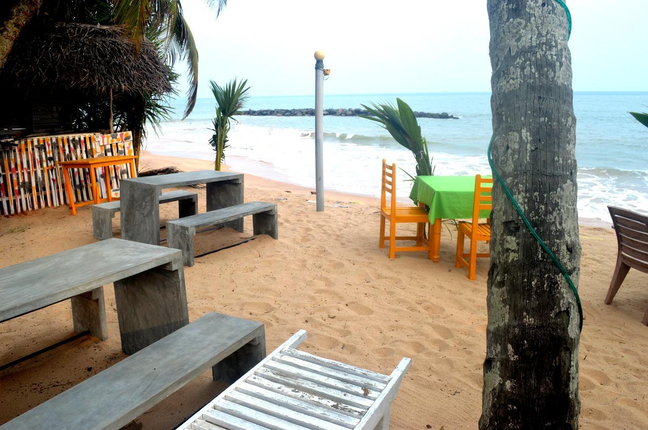 Dilena Beach Inn Tangalle Extérieur photo