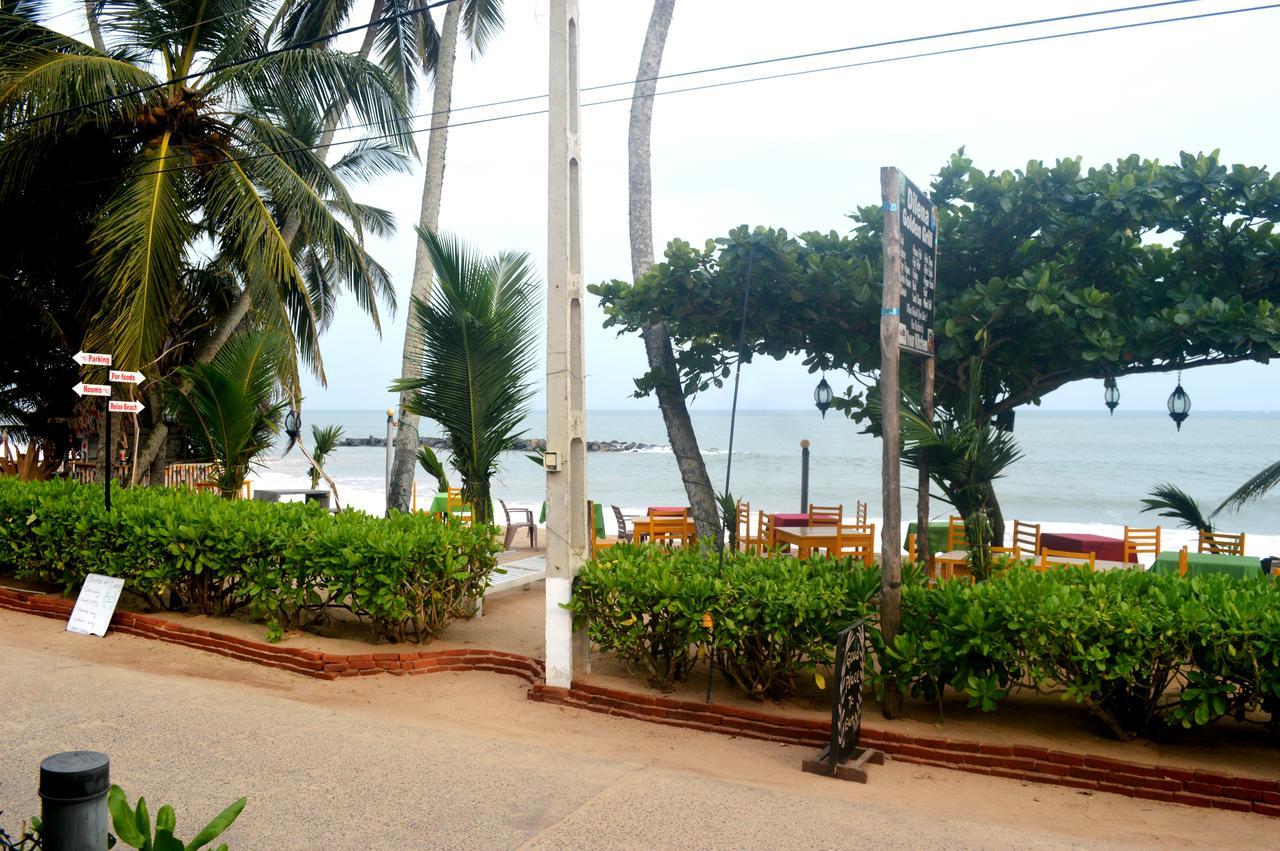 Dilena Beach Inn Tangalle Extérieur photo