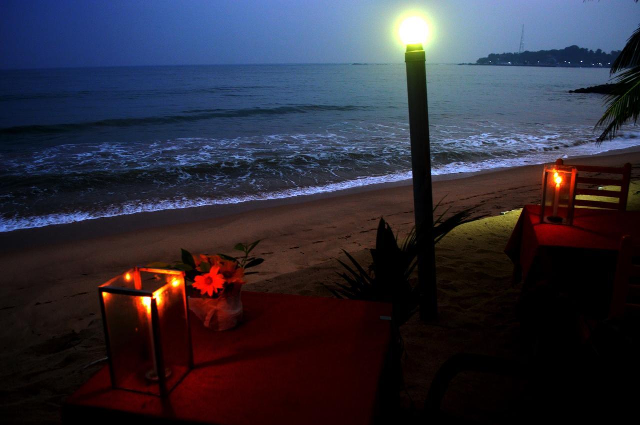 Dilena Beach Inn Tangalle Extérieur photo